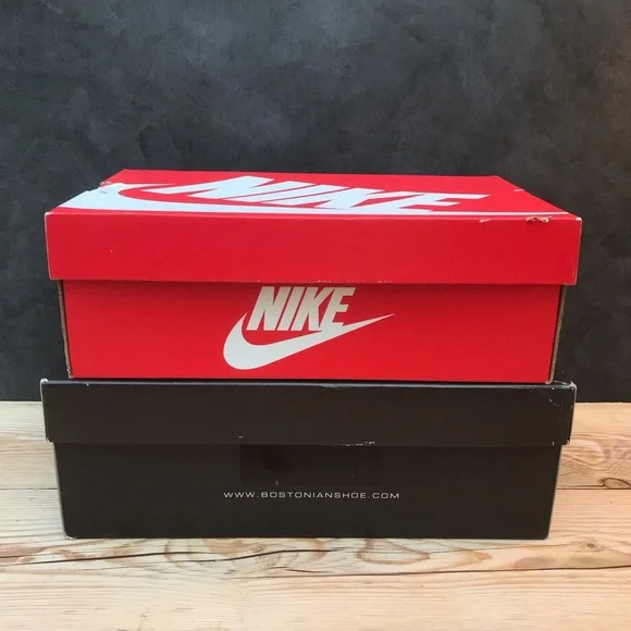 Empty Shoeboxes - Picture 5 of 6